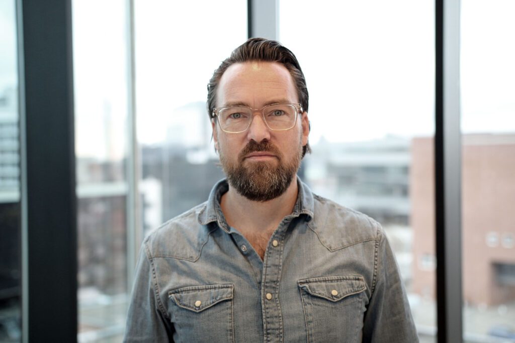 portrait dennis dybdal